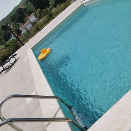 Apartments Barbara With Pool Brsec Ngoại thất bức ảnh